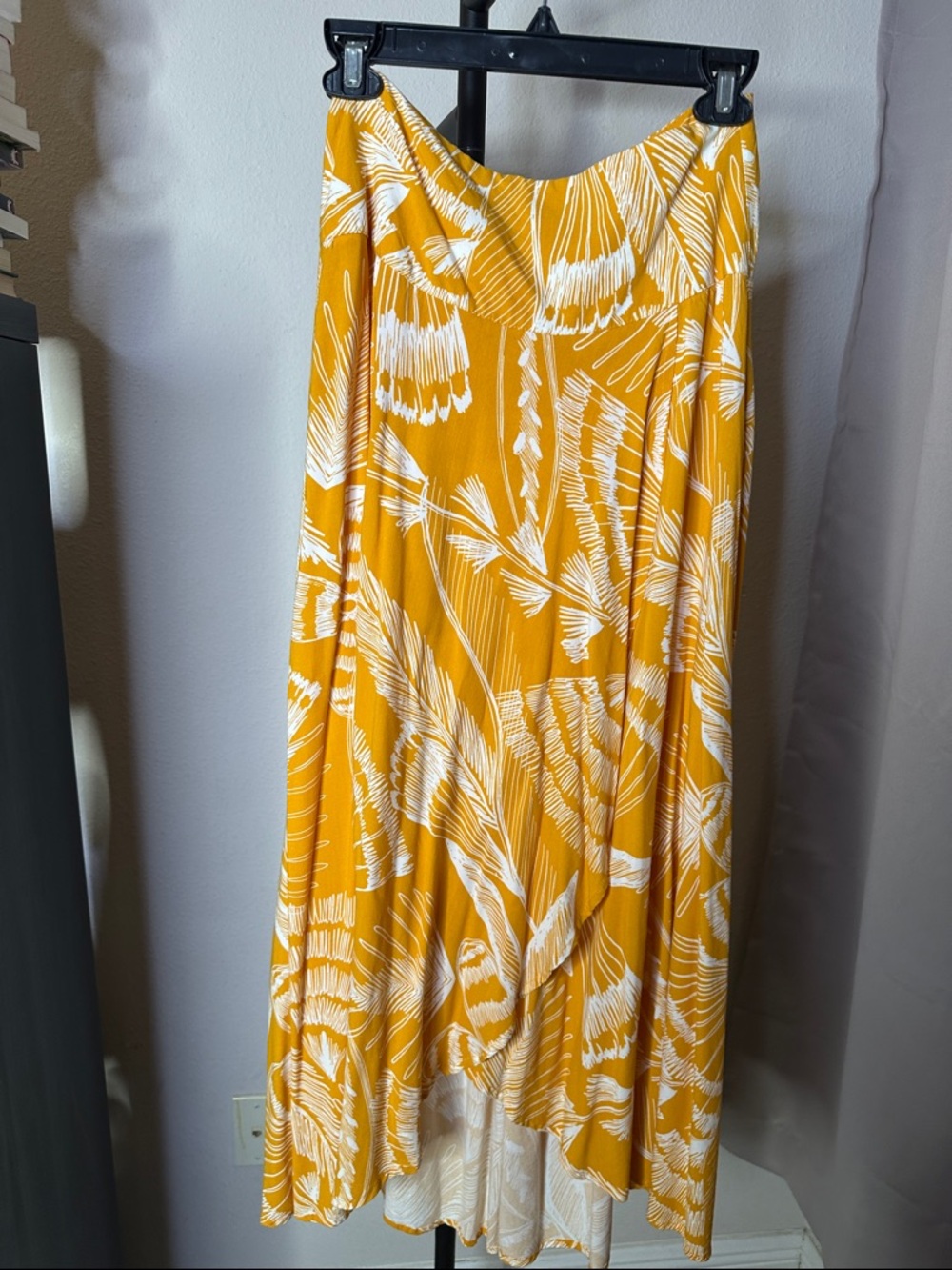 Yellow Floral High-Low Maxi Skirt - Lightweight Flow